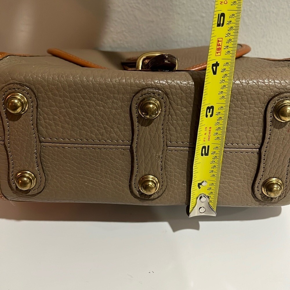 Dooney and Bourke Essex Tan And Brown‎ Leather Shoulder Bag Crossbody Classic - Picture 16 of 16